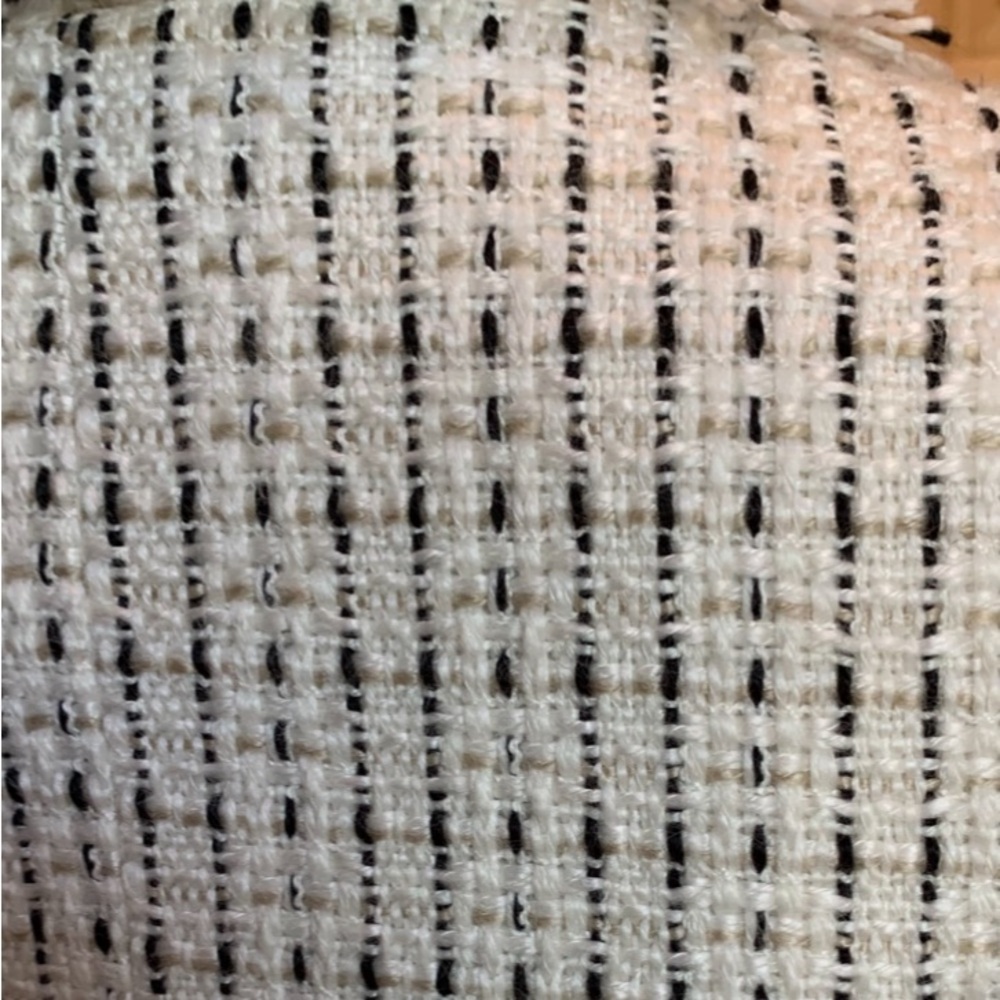Ivory Tweed Fringe Bolero Jacket White House Black Market Sz 2 #4 - Picture 7 of 10